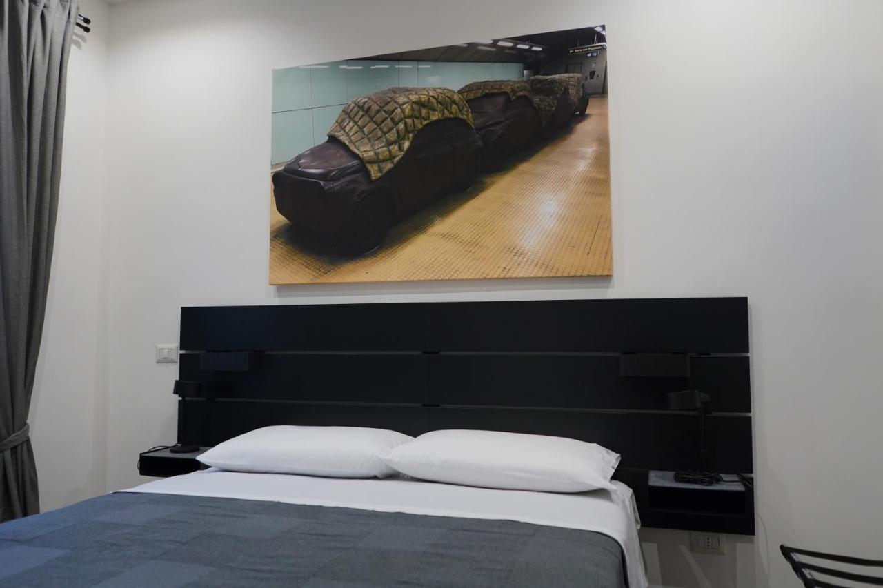 Dimora Metro Santacroce Bed and Breakfast Napels Buitenkant foto