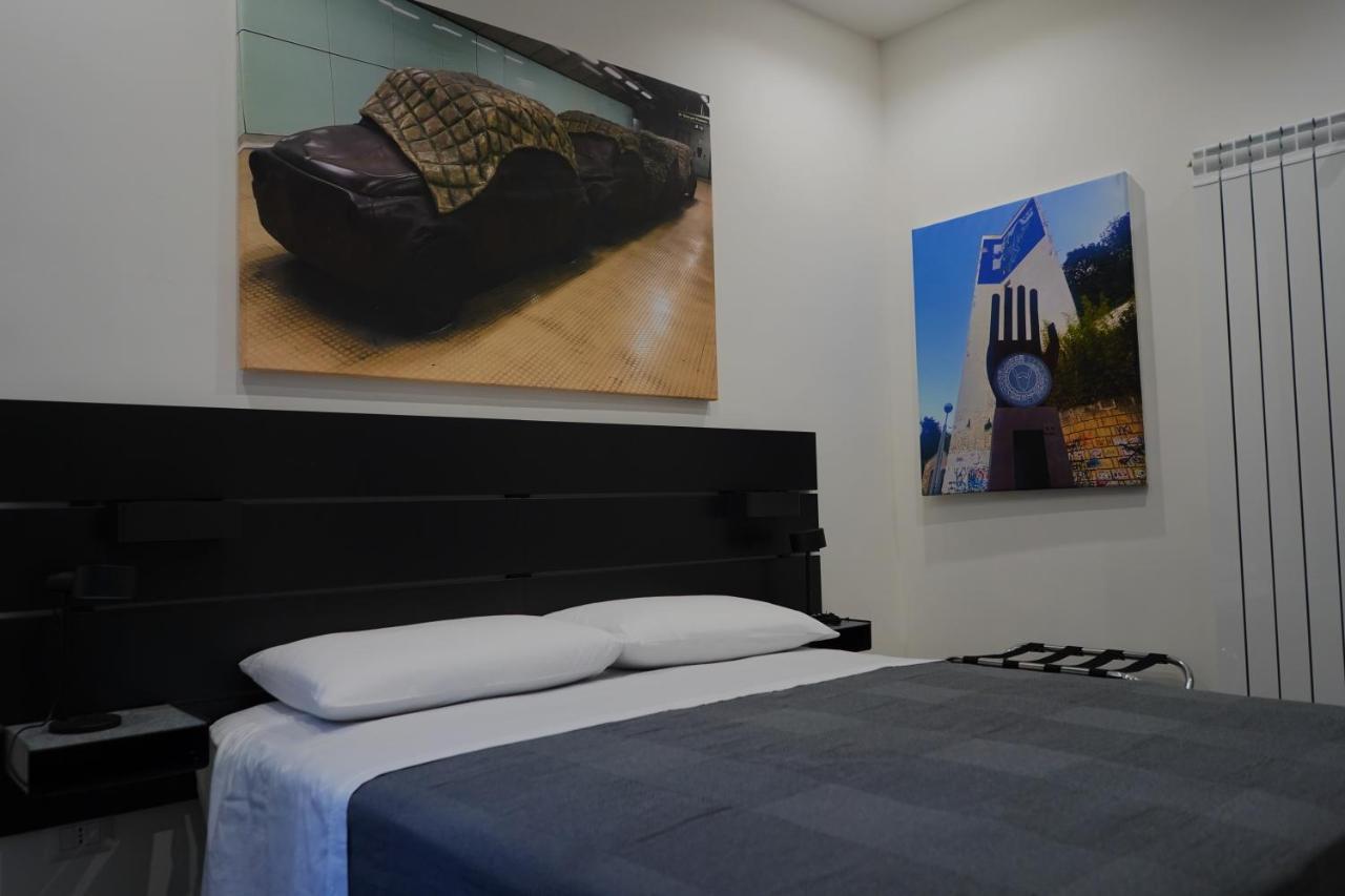 Dimora Metro Santacroce Bed and Breakfast Napels Buitenkant foto